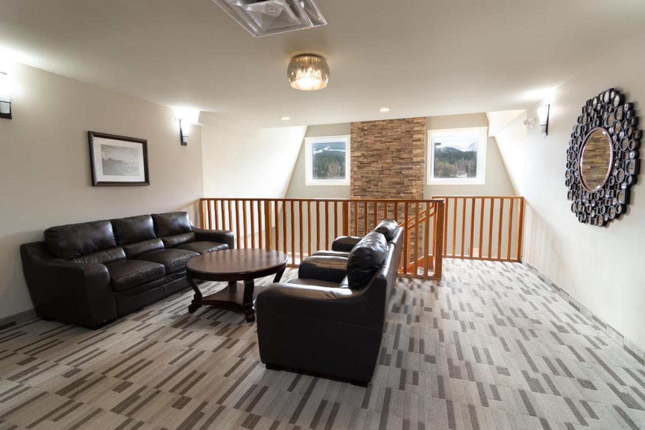 The Kanata By Bcminns Blairmore Exteriör bild